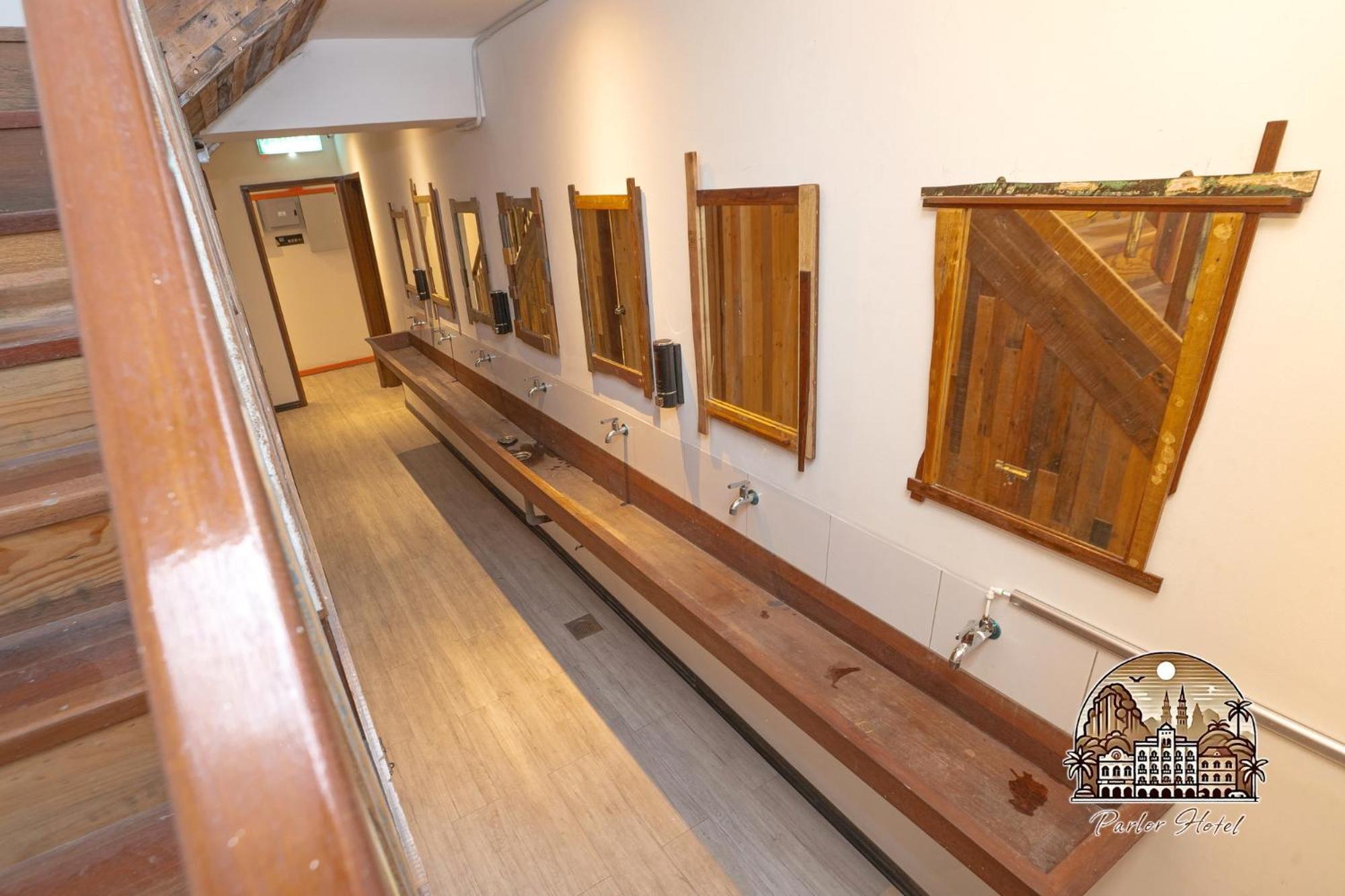 Parlor Hotel ايبوه المظهر الخارجي الصورة
