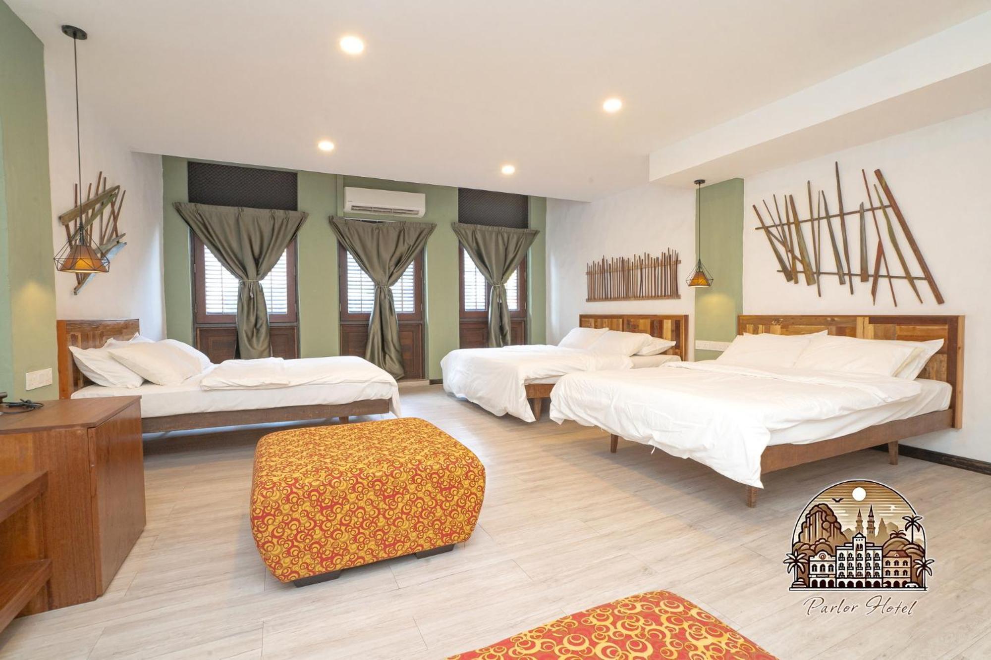 Parlor Hotel ايبوه الغرفة الصورة