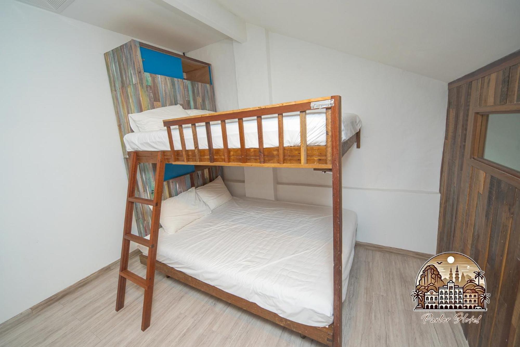 Parlor Hotel ايبوه المظهر الخارجي الصورة